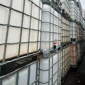 Еврокуб новый 1000л с краном на поддоне